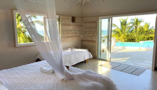 Junior Room, Sea View