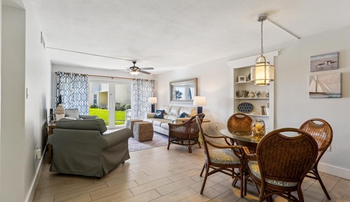 Condo, Beach View