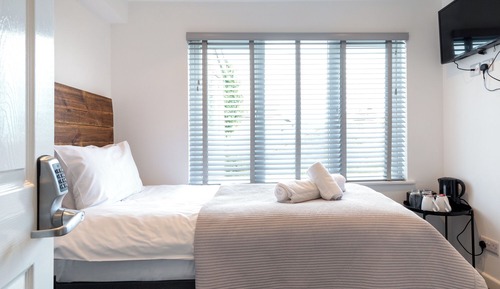 Deluxe Single Room