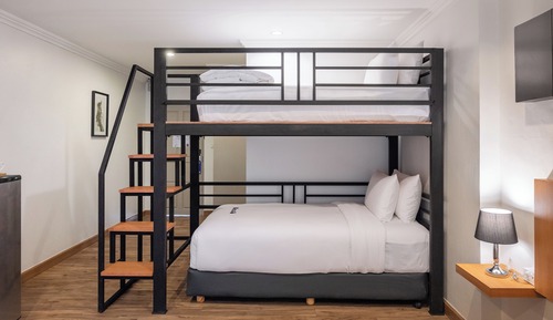 Deluxe Quadruple Room