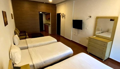 Triple Room