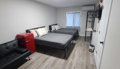 Single Room, 2 Double Beds, Non Smoking, Private Bathroom