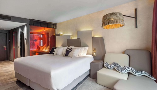 Room (nhow Premium)