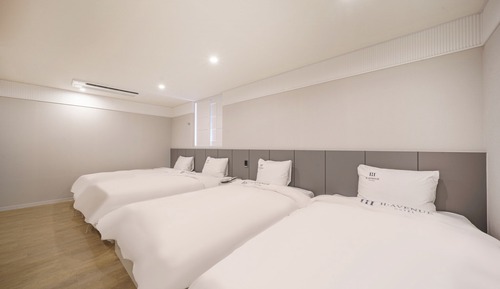 Family Quadruple Room, City View