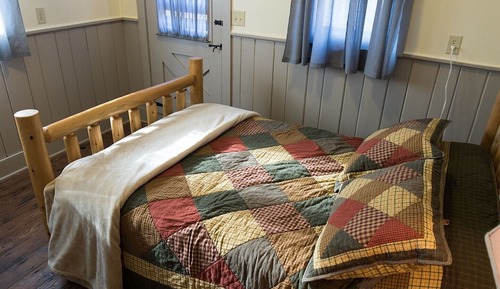 Standard Cabin