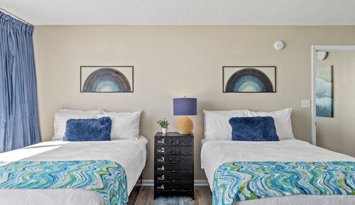 "Lazy Days" - 2 Bedroom 2 Bath Beachfront Condo