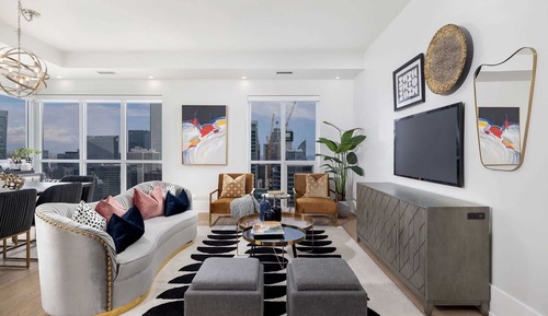Signature Suite, City View, Executive Level