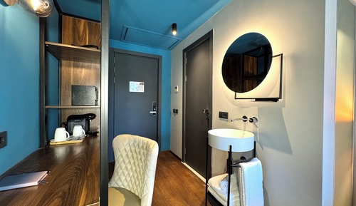 Standard Double Room, City View