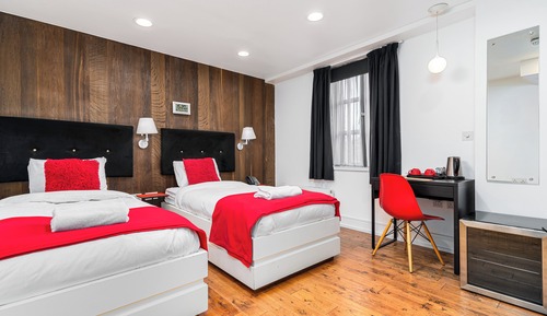 Comfort Quadruple Room, 2 Bedrooms, Non Smoking, City View