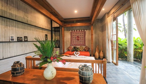 Yin Yang Room