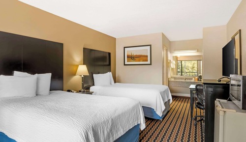 Standard Room, 2 Double Beds, Non Smoking