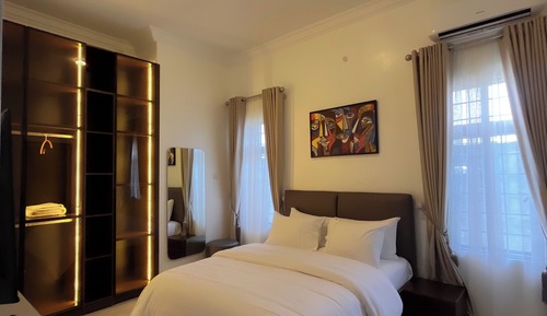Deluxe Apartment, 3 Bedrooms, Private Bathroom