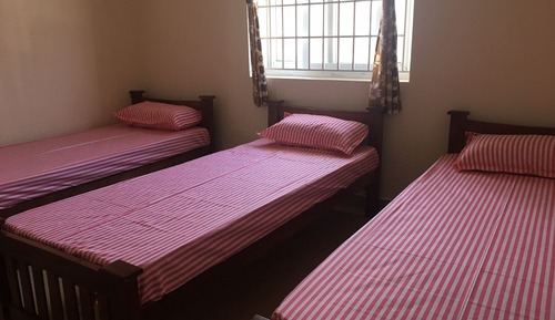 Deluxe Triple Room, Private Bathroom