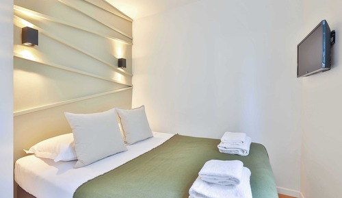 Apartment 2 (GW-33-CREMIEUX-2)