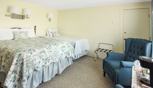 Deluxe Triple Room, Garden View