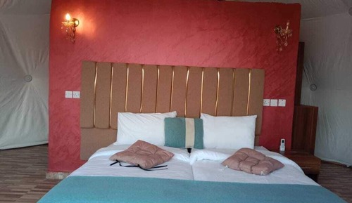 Design Tent, Private Bathroom, Desert View