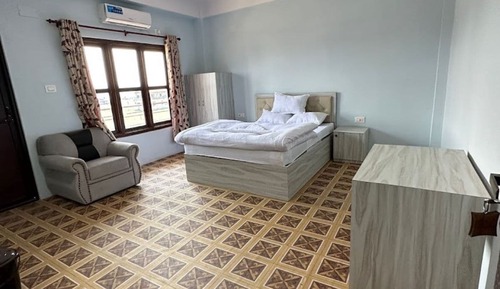 Luxury Suite, Balcony