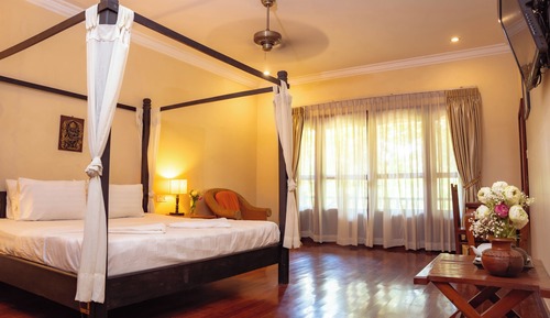 Deluxe Double Room, Garden View