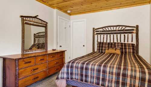 Cabin, Multiple Beds, Hot Tub, Mountain View (2098)