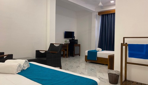 Deluxe Triple Room