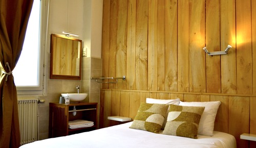Standard Double Room, Shared Bathroom