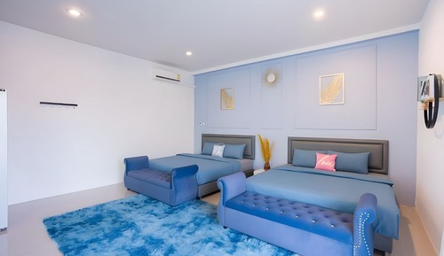 Suite, Mountain View