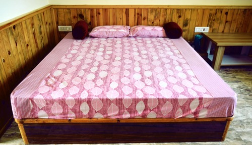Standard Room with Mountain view