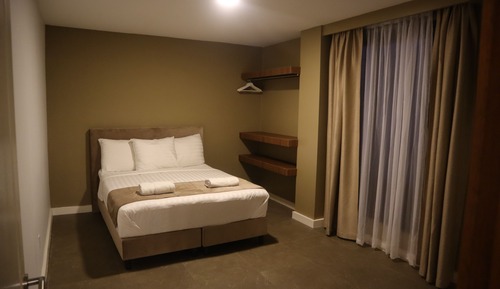 Deluxe Apartment