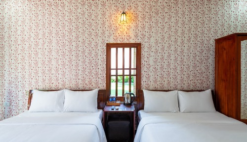 Deluxe Double or Twin Room