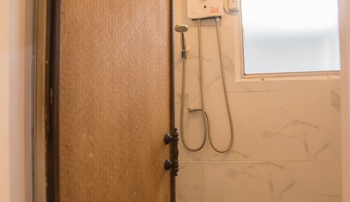 Basic Twin Room, Non Smoking