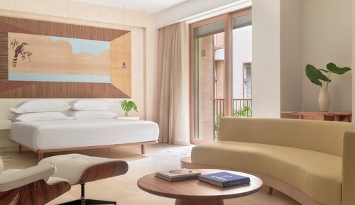 Studio Suite, 1 King Bed, Balcony