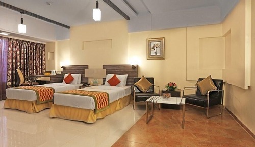 Deluxe Double or Twin Room