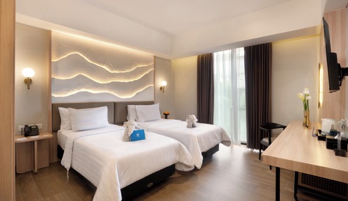 Deluxe Double or Twin Room, City View