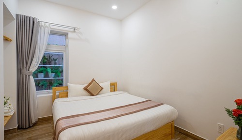 Basic Apartment, Multiple Beds