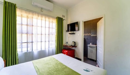Standard Double Room, Garden View