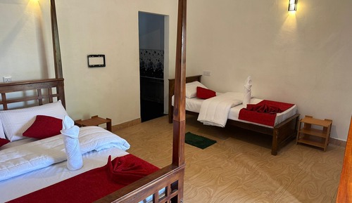 Deluxe Triple Room