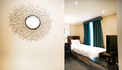 1 Single Bed