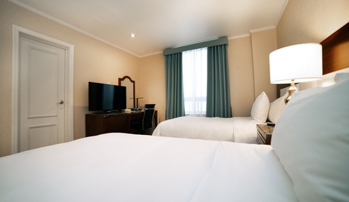 High Floor, 2 Single Beds