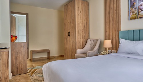 Standard Double Room With Panoramic Pyramids View