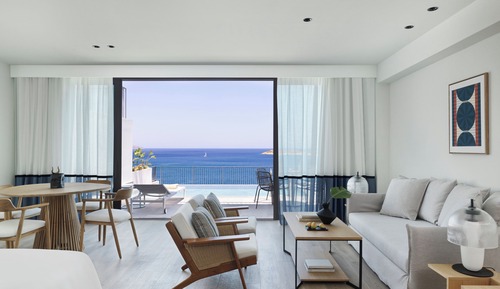 Signature Suite