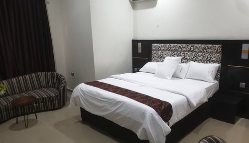 Luxury Room