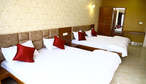 4 Bed Family Room
