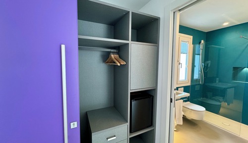 Comfort Room