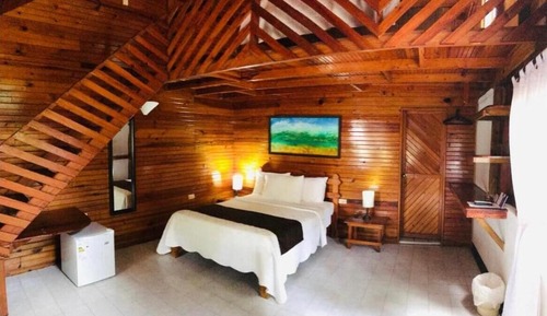 Grand Cabin