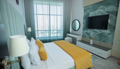 Royal Suite With Pool View