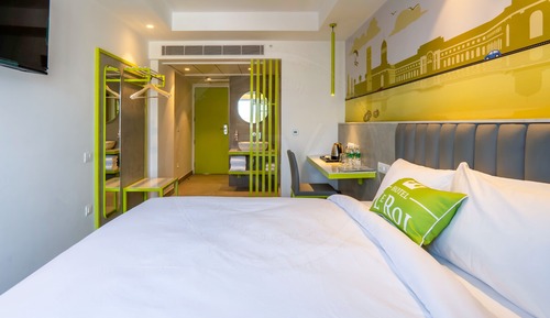 Basic Double Room, 1 Queen Bed
