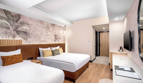 Standard Triple Room, Balcony, Sea View