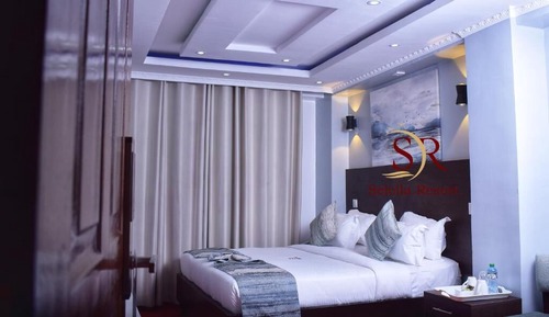 Superior Room, Lake View