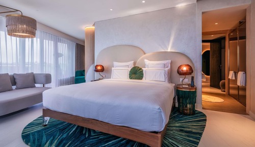Gem Suite, 1 King Bed, Karura Forest View