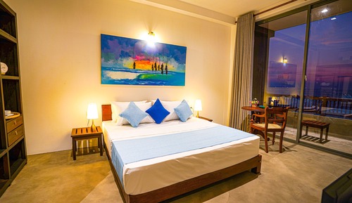 Luxury Studio Suite, 1 King Bed, Ocean View, Oceanfront
